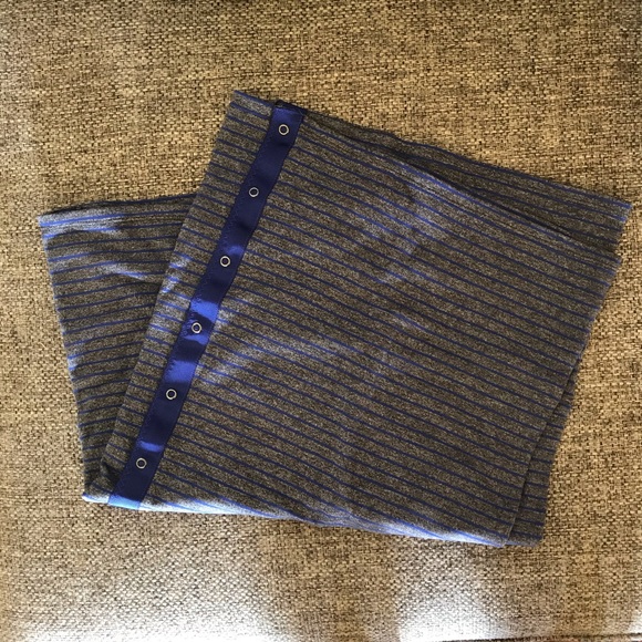 Lululemon vinyasa snap infinity scarf - Picture 6 of 7
